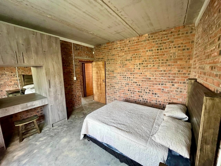 6 Bedroom Property for Sale in Maselspoort Free State